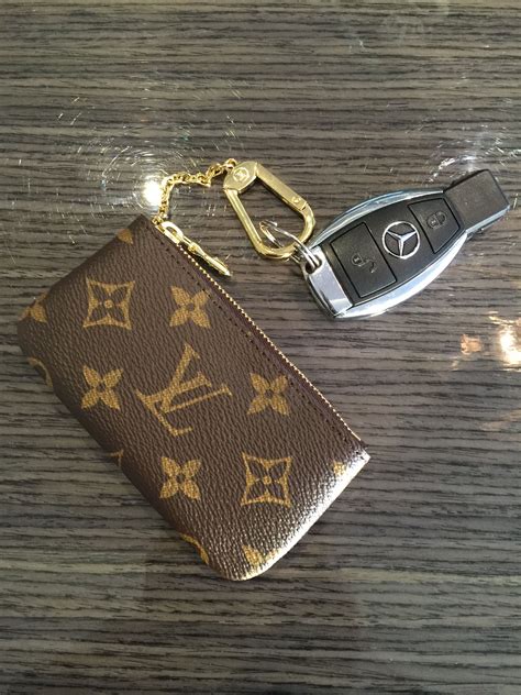 louis vuitton 2018 men's car key|louis vuitton luggage keychain.